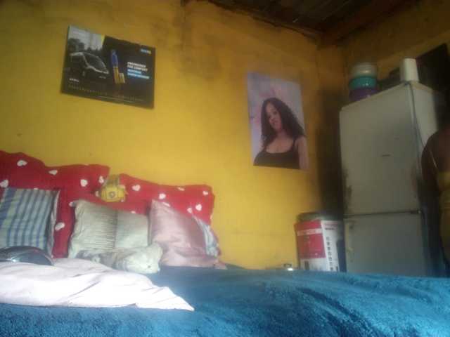 Melonboobs1's BongaCams show and profile