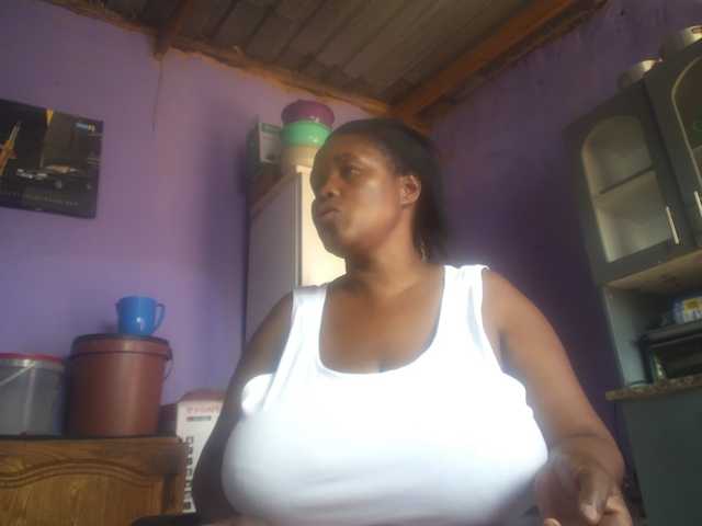 Melonboobs1 live cam on BongaCams