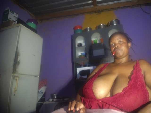 Melonboobs1 live cam preview