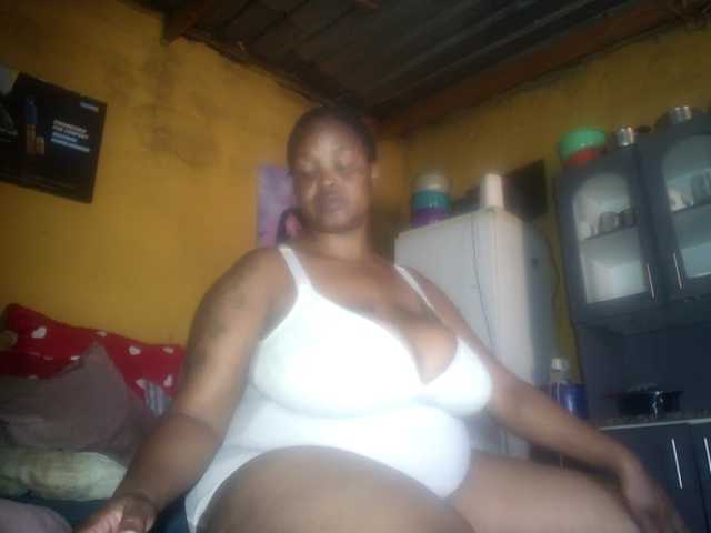 Melonboobs1's BongaCams show and profile