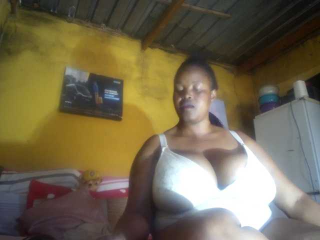 Melonboobs1