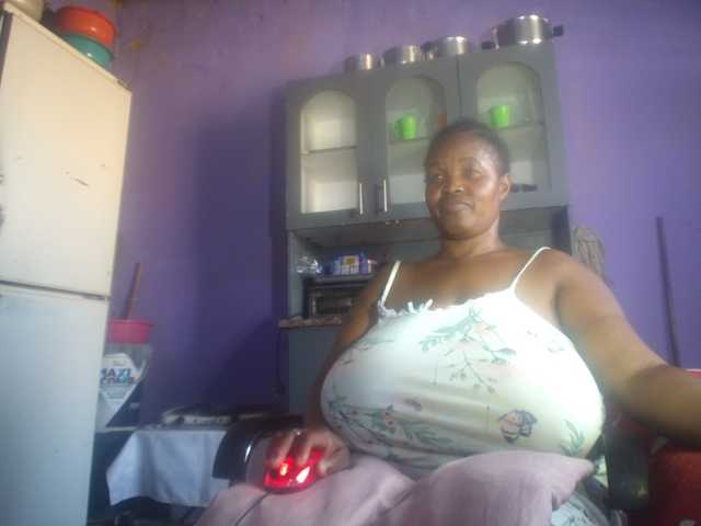 Melonboobs1
