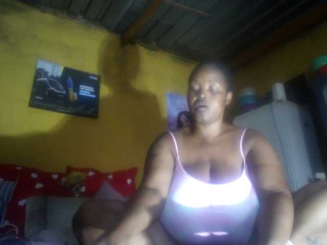 Melonboobs1's BongaCams show and profile