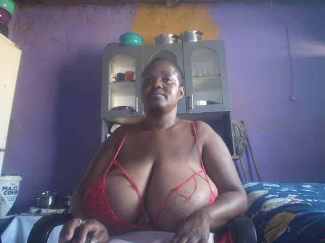 Melonboobs1