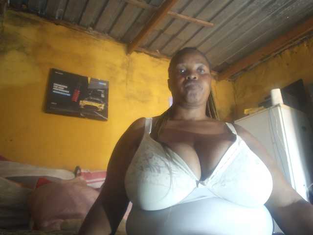 Melonboobs1