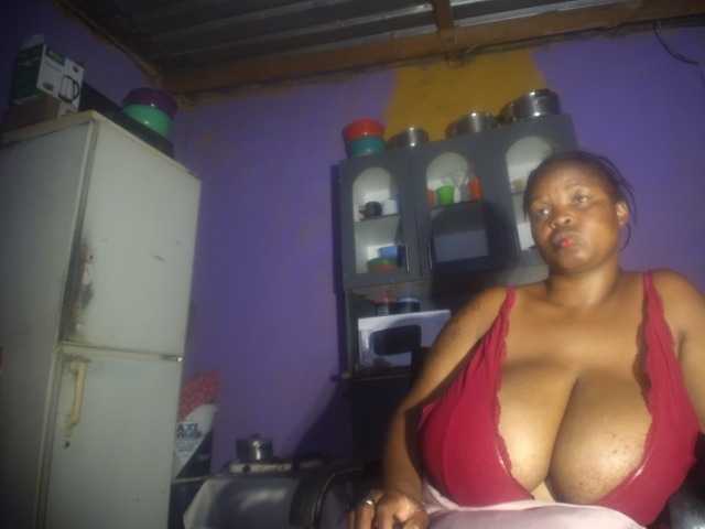 Melonboobs1