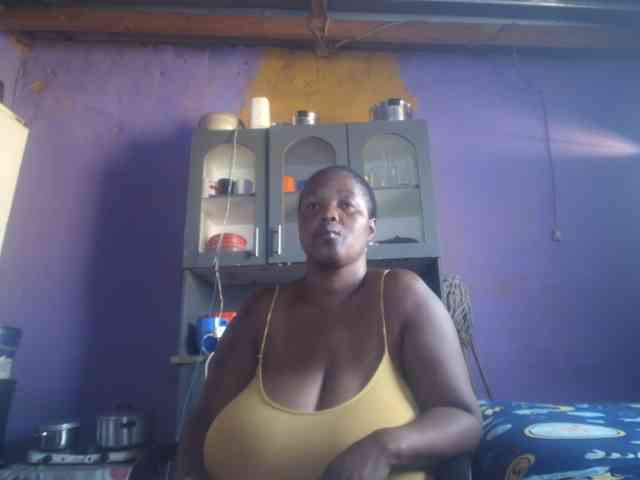Melonboobs1 webcam