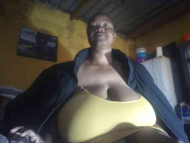 Melonboobs1 webcam