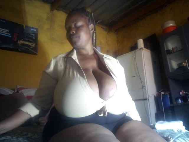 Melonboobs1 webcam