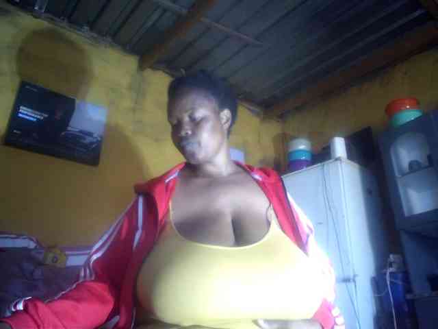 Melonboobs1 webcam