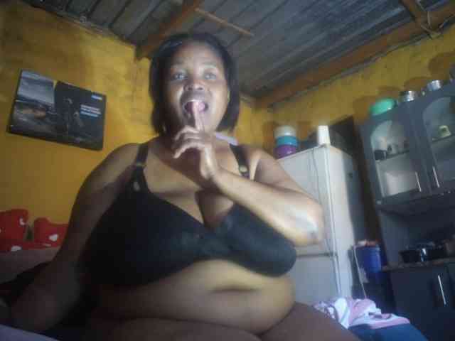 Melonboobs1 webcam