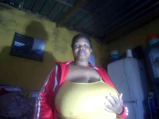 Melonboobs1 webcam