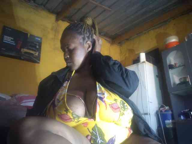 Melonboobs1 webcam