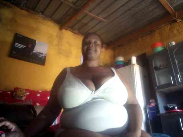 Melonboobs1 webcam