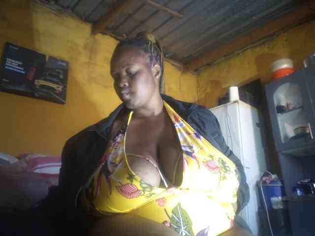 Melonboobs1 webcam