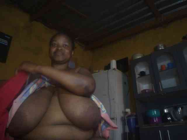Melonboobs1 webcam