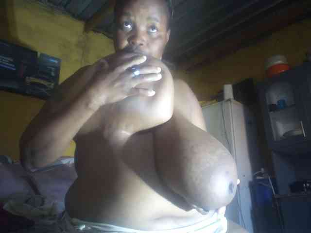 Melonboobs1 webcam