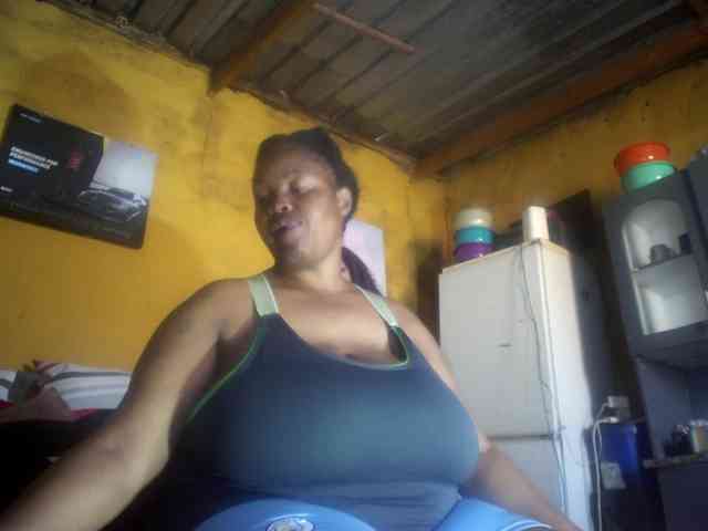 Melonboobs1 webcam