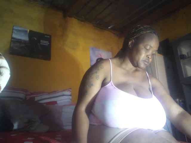 Melonboobs1 webcam