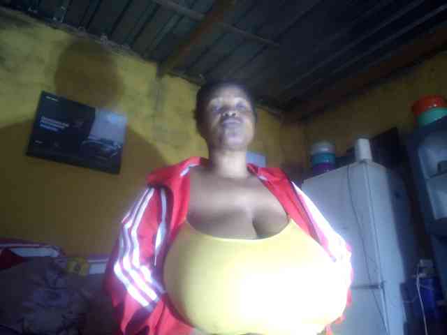 Melonboobs1 webcam