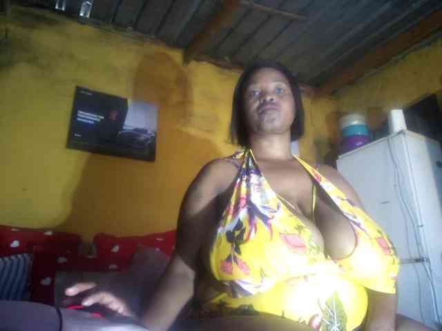 Melonboobs1 webcam