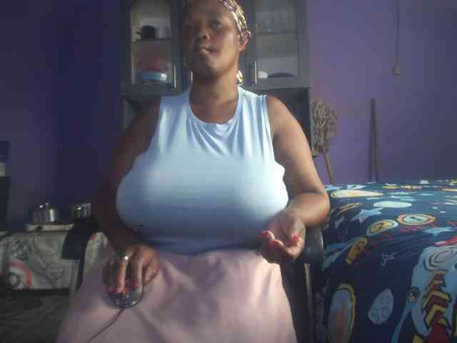 Melonboobs1 webcam