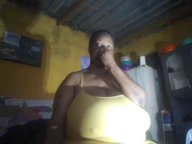 Melonboobs1 webcam