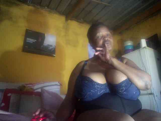 Melonboobs1 webcam