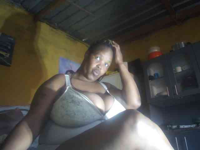 Melonboobs1 webcam