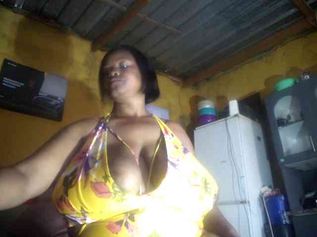 Melonboobs1 webcam
