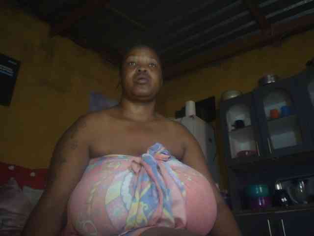 Melonboobs1 webcam