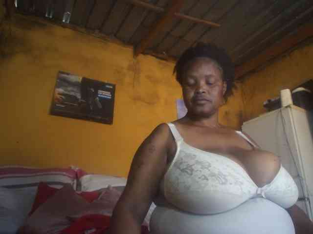 Melonboobs1 webcam