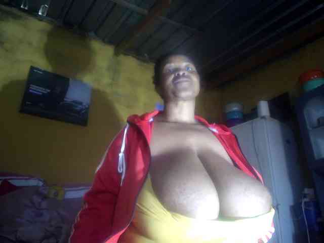 Melonboobs1 webcam