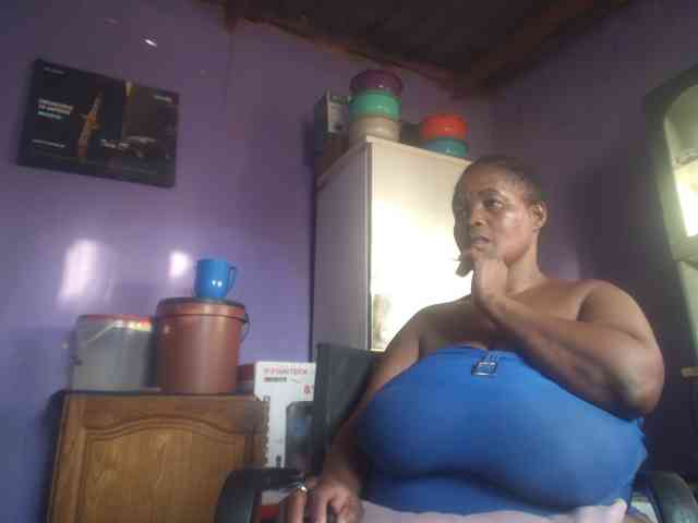 Melonboobs1's webcam live show
