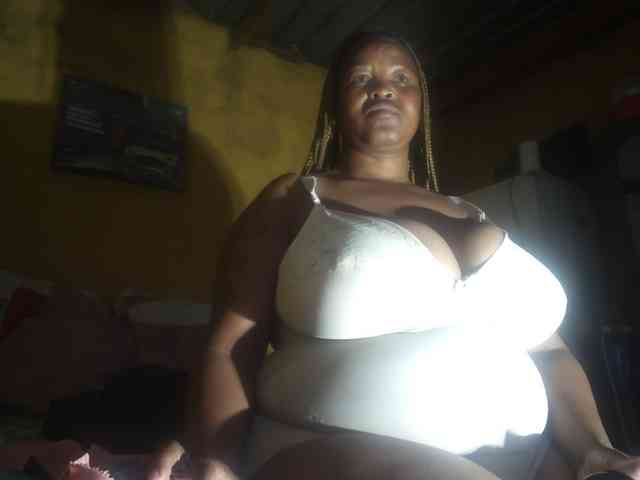 Melonboobs1 webcam