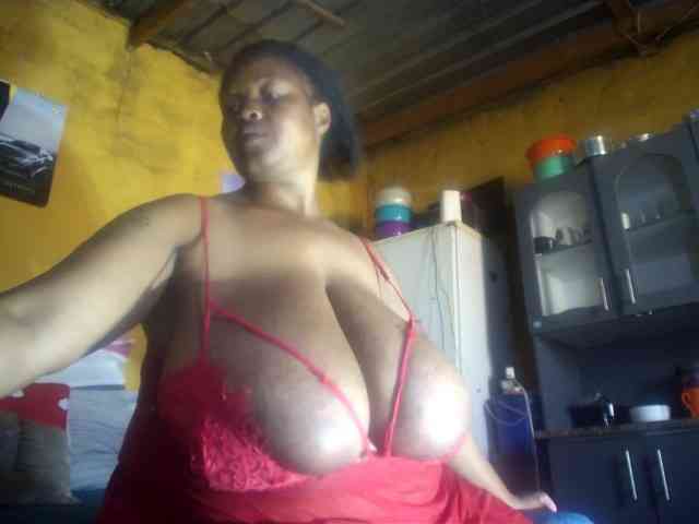 Melonboobs1 webcam