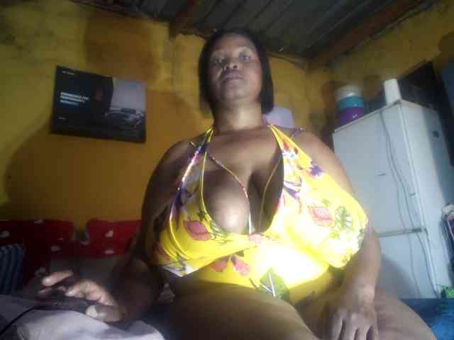 Melonboobs1 webcam