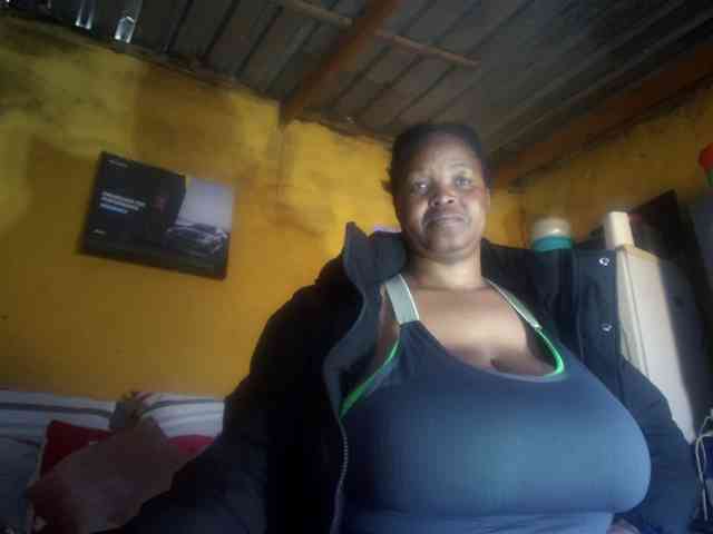 Melonboobs1 webcam