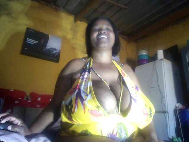Melonboobs1 webcam