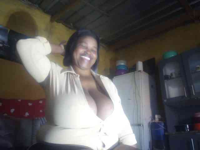 Melonboobs1 webcam