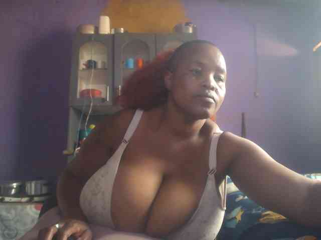 Melonboobs1 webcam