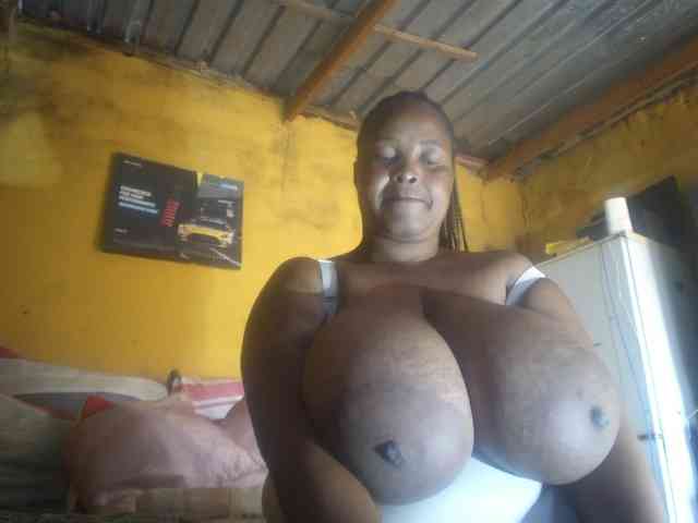 Melonboobs1 webcam