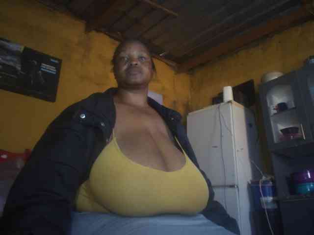 Melonboobs1 webcam