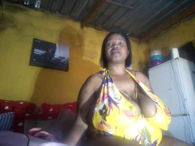 Melonboobs1 webcam
