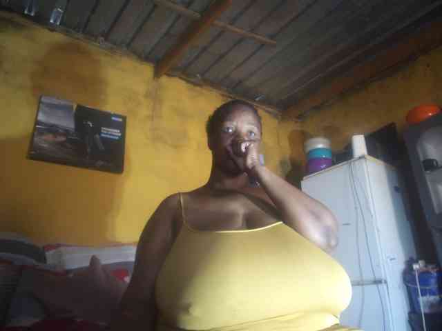 Melonboobs1 webcam