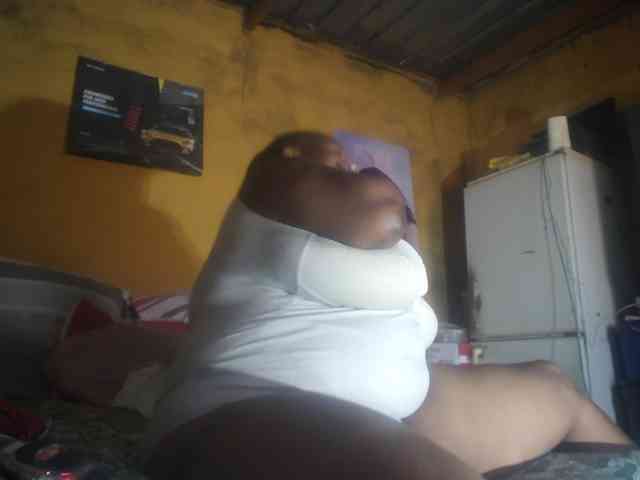 Melonboobs1 webcam