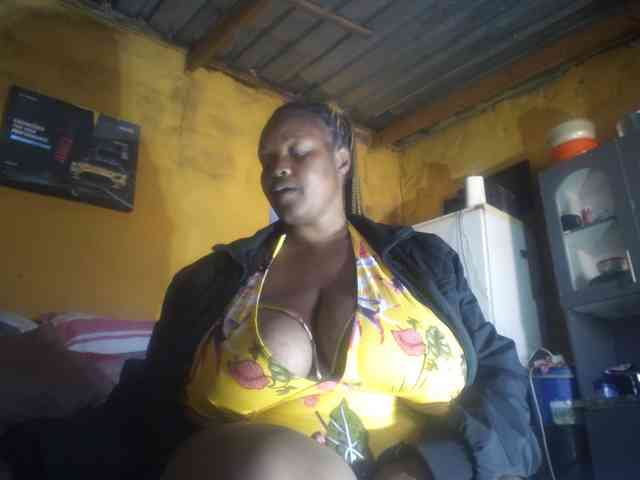 Melonboobs1 webcam