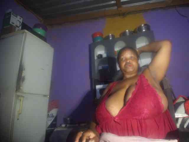 Melonboobs1 Melonboobs1