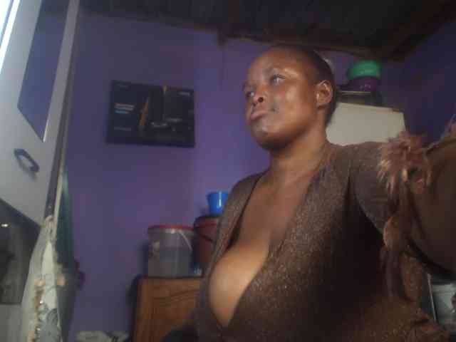 Melonboobs1 webcam