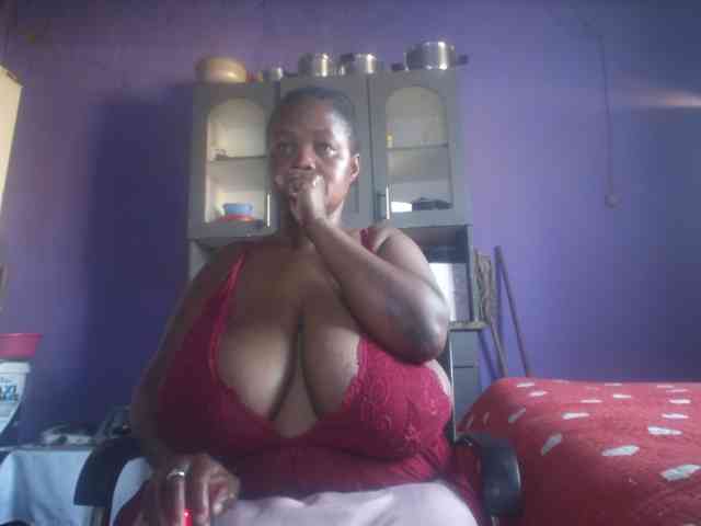Model: Melonboobs1